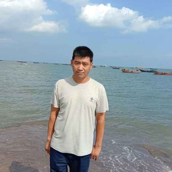 辽宁43岁单身帅哥真诚找对象-泰州征婚相亲网