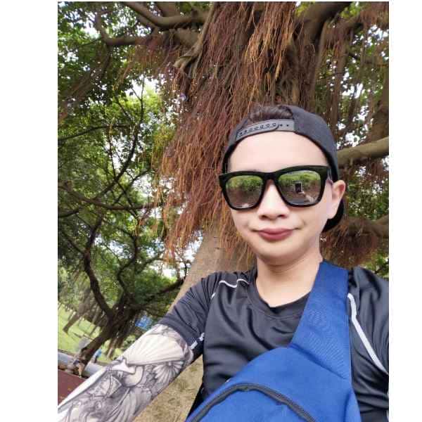 湖北35岁单身帅哥真诚找对象-泰州征婚相亲网