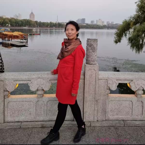 吉林51岁单身美女真诚找对象-泰州征婚网