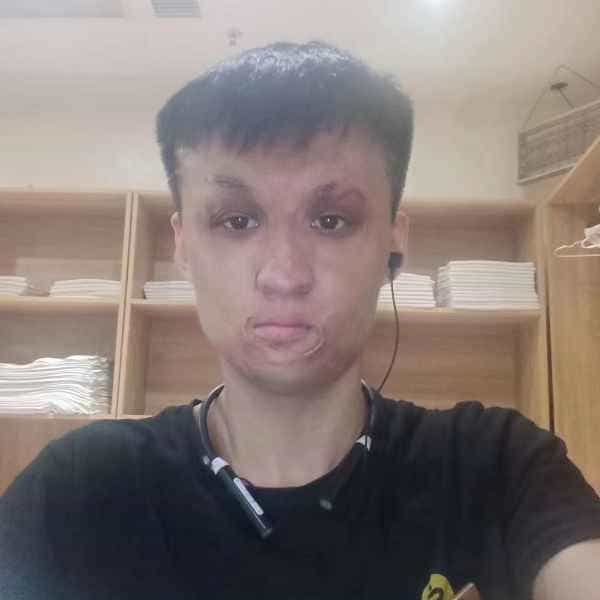 27岁岁山东单身帅哥 - 泰州吉缘网