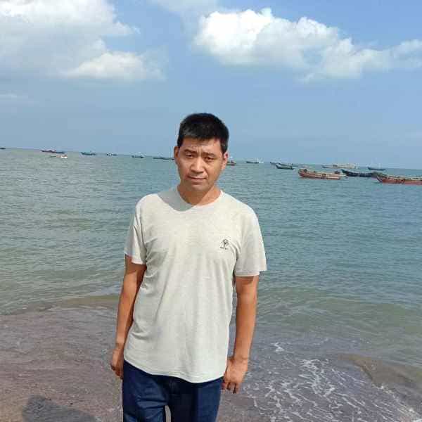 44岁岁辽宁单身帅哥 - 泰州吉缘网