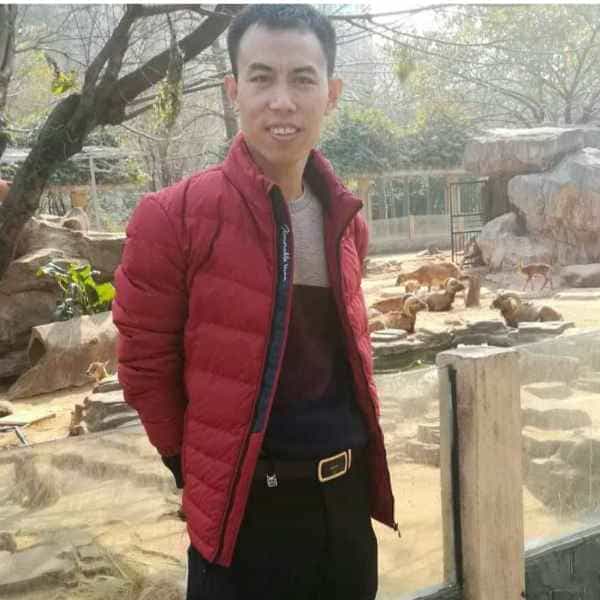 42岁岁浙江单身帅哥 - 泰州吉缘网
