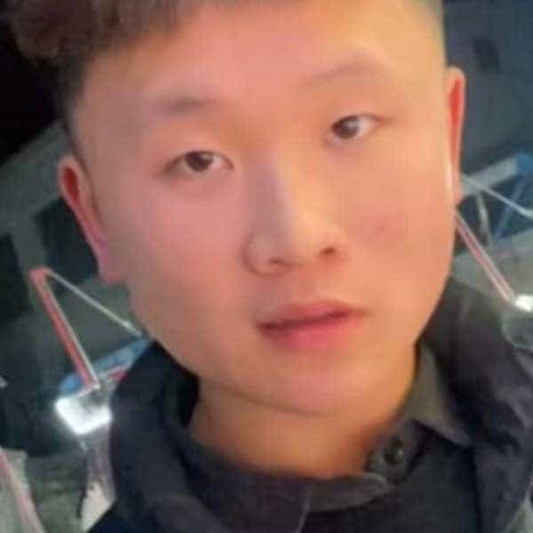 22岁岁河南单身帅哥 - 泰州吉缘网