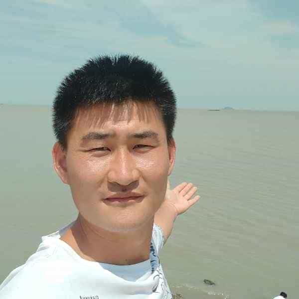 32岁岁山东单身帅哥 - 泰州吉缘网