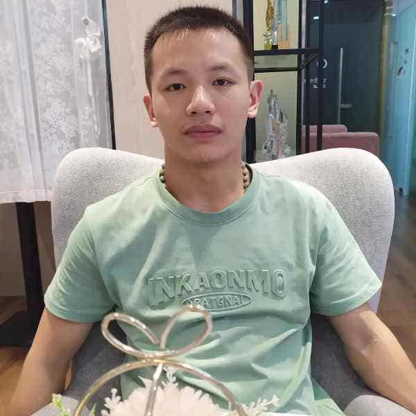 28岁岁江西单身帅哥 - 泰州吉缘网