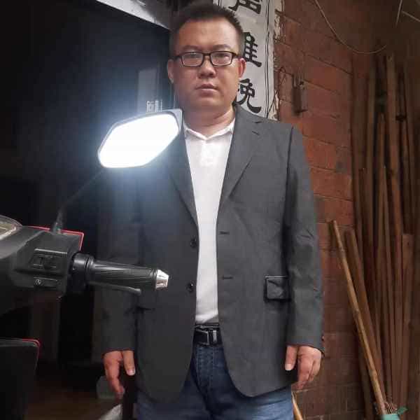40岁岁江西单身帅哥 - 泰州吉缘网