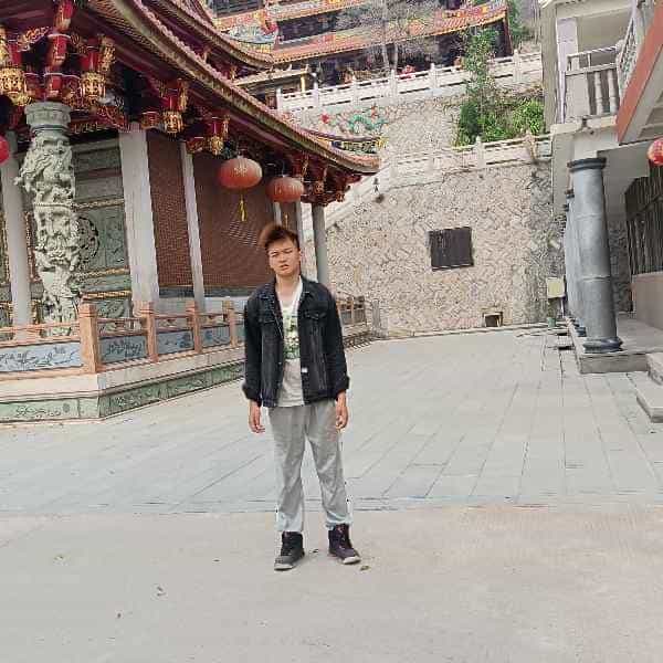 28岁岁江西单身帅哥 - 泰州吉缘网