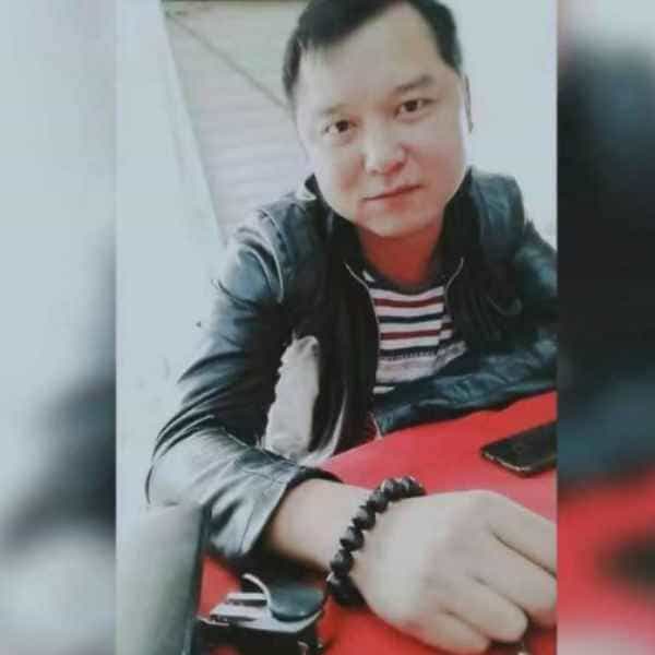 40岁岁湖南单身帅哥 - 泰州吉缘网