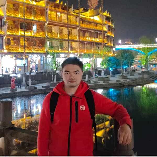 39岁岁广东单身帅哥 - 泰州吉缘网